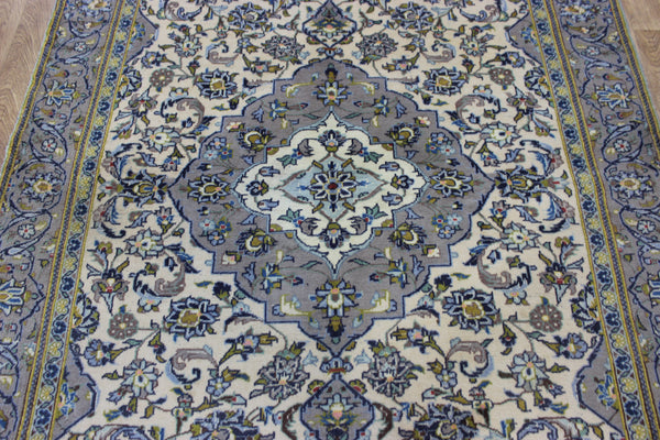 FINE HANDMADE PERSIAN KASHAN RUG FLORAL DESIGN 239 X 141 CM