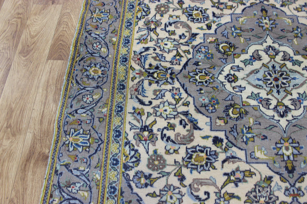 FINE HANDMADE PERSIAN KASHAN RUG FLORAL DESIGN 239 X 141 CM