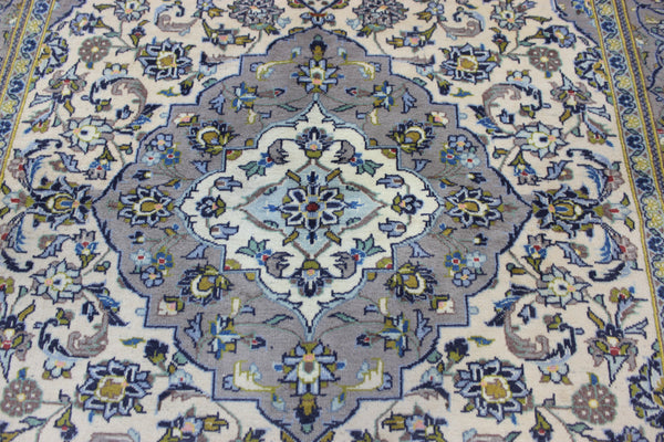 FINE HANDMADE PERSIAN KASHAN RUG FLORAL DESIGN 239 X 141 CM
