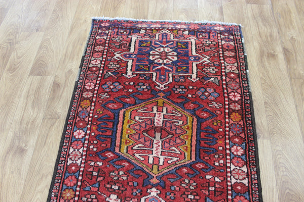 ANTIQUE HANDMADE KARAJEH ORIENTAL WOOL RUNNER OF TRADITIONAL DESIGN  260 X 73 CM