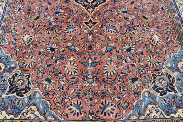Fine handmade Persian Saroukh carpet of classic design 335 x 200 cm