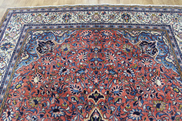 Fine handmade Persian Saroukh carpet of classic design 335 x 200 cm