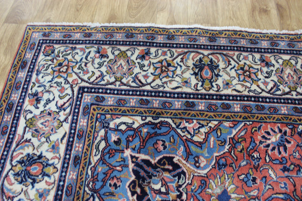Fine handmade Persian Saroukh carpet of classic design 335 x 200 cm