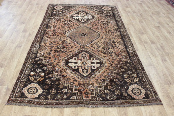 ANTIQUE QASHQAI TRIBAL WOOL RUG OF TRADITIONAL MEDALLION DESIGN 230 X 145 CM