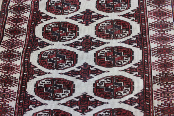 Antique Handmade Bokhara Tribal Rug – 176 × 100 cm (5 ft 9 in × 3 ft 3 in)