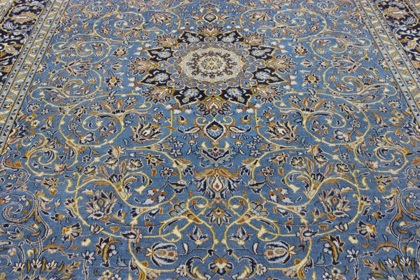 Large Persian Mashad carpet of classic medallion design and outstanding colour 394 x 302 cm