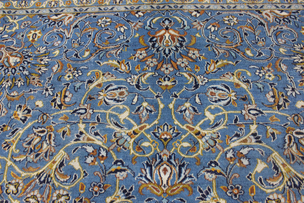 Large Persian Mashad carpet of classic medallion design and outstanding colour 394 x 302 cm