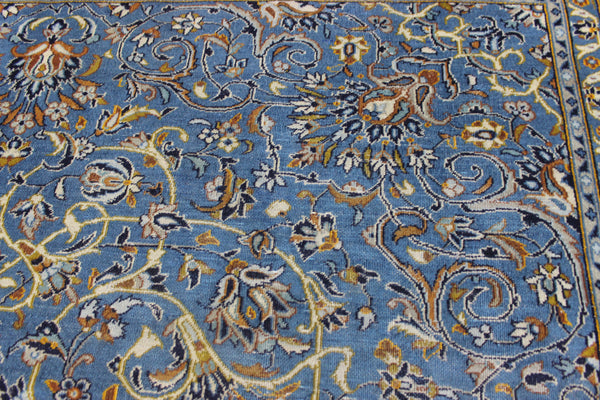 Large Persian Mashad carpet of classic medallion design and outstanding colour 394 x 302 cm