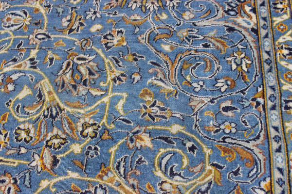 Large Persian Mashad carpet of classic medallion design and outstanding colour 394 x 302 cm