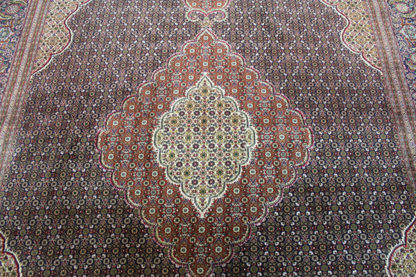 Fine handmade Persian Tabriz Silk and Wool rug with an all-over Herati (Mahi / fish) pattern 300 x 192 cm