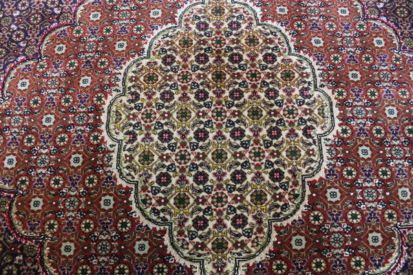 Fine handmade Persian Tabriz Silk and Wool rug with an all-over Herati (Mahi / fish) pattern 300 x 192 cm