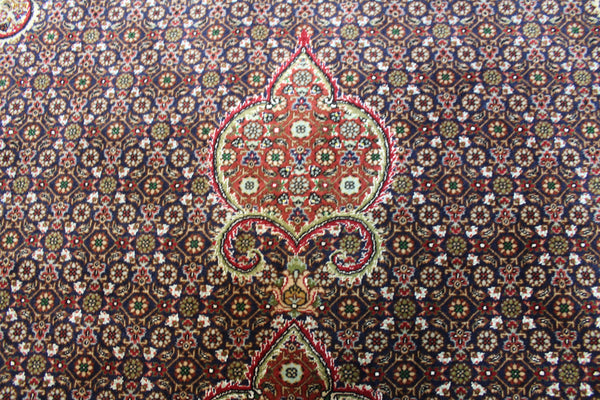 Fine handmade Persian Tabriz Silk and Wool rug with an all-over Herati (Mahi / fish) pattern 300 x 192 cm
