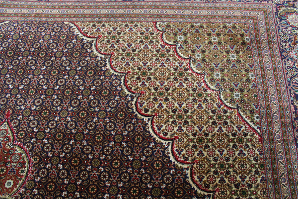Fine handmade Persian Tabriz Silk and Wool rug with an all-over Herati (Mahi / fish) pattern 300 x 192 cm