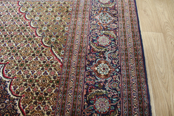 Fine handmade Persian Tabriz Silk and Wool rug with an all-over Herati (Mahi / fish) pattern 300 x 192 cm