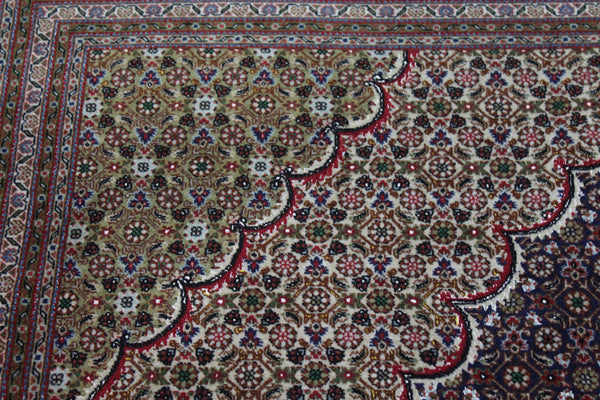 Fine handmade Persian Tabriz Silk and Wool rug with an all-over Herati (Mahi / fish) pattern 300 x 192 cm