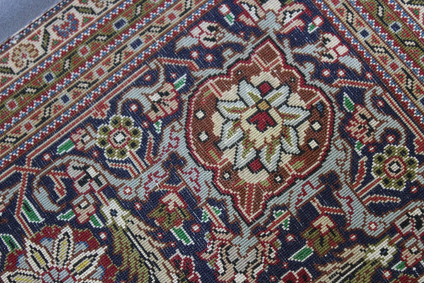 Fine handmade Persian Tabriz Silk and Wool rug with an all-over Herati (Mahi / fish) pattern 300 x 192 cm