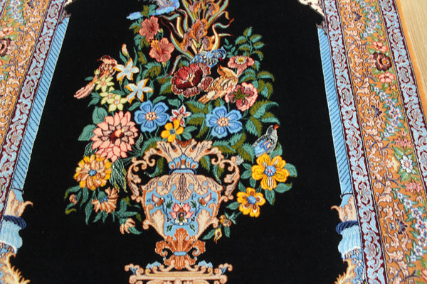 Signed Persian Isfahan Rug silk and Kork wool, Tree of Life design 160 x 110 cm