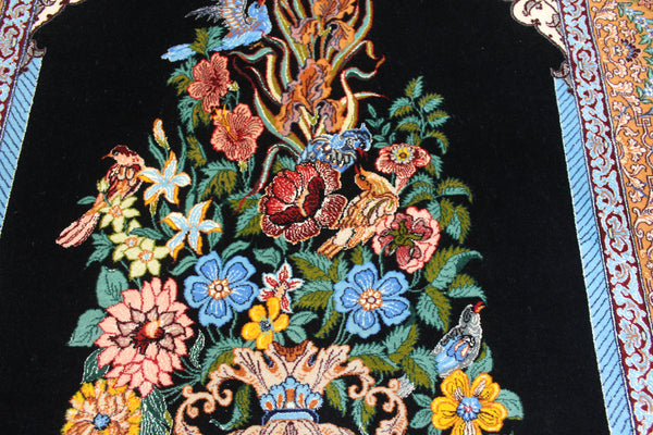 Signed Persian Isfahan Rug silk and Kork wool, Tree of Life design 160 x 110 cm