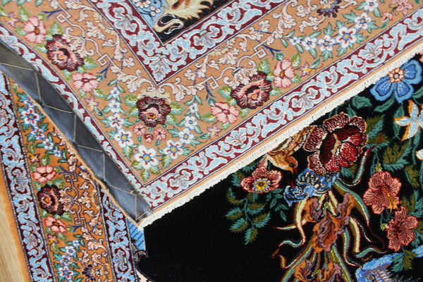 Signed Persian Isfahan Rug silk and Kork wool, Tree of Life design 160 x 110 cm