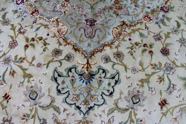 Fine Hand Knotted Persian Tabriz Carpet silk & Kork wool – 60 Raj – 600 × 400 cm