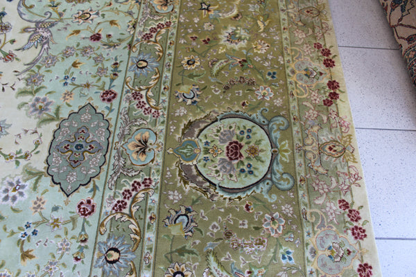 Fine Hand Knotted Persian Tabriz Carpet silk & Kork wool – 60 Raj – 600 × 400 cm