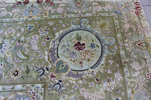 Fine Hand Knotted Persian Tabriz Carpet silk & Kork wool – 60 Raj – 600 × 400 cm