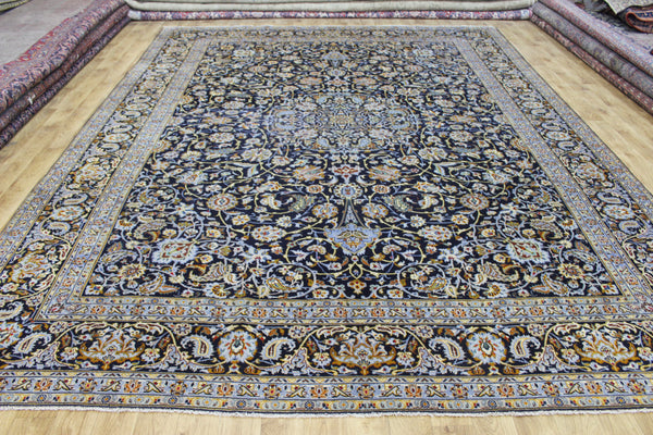 Vintage Persian Kashan Rug – Handmade Wool Carpet – 405 × 307 cm