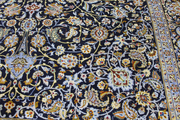 Vintage Persian Kashan Rug – Handmade Wool Carpet – 405 × 307 cm