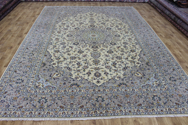 Persian Kashan Rug – Handmade Floral Wool Carpet – 343 × 254 cm