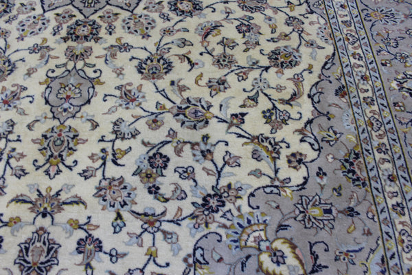 Persian Kashan Rug – Handmade Floral Wool Carpet – 343 × 254 cm