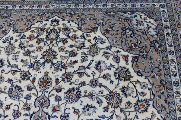 Persian Kashan Rug – Handmade Wool Carpet – 343 × 248 cm