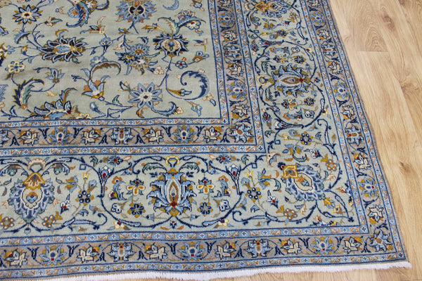 Signed Vintage Persian Kashan Rug – Handmade Wool Carpet – 337 × 268 cm
