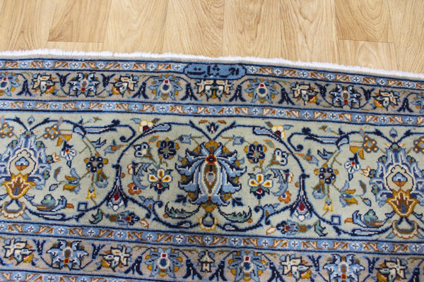 Signed Vintage Persian Kashan Rug – Handmade Wool Carpet – 337 × 268 cm