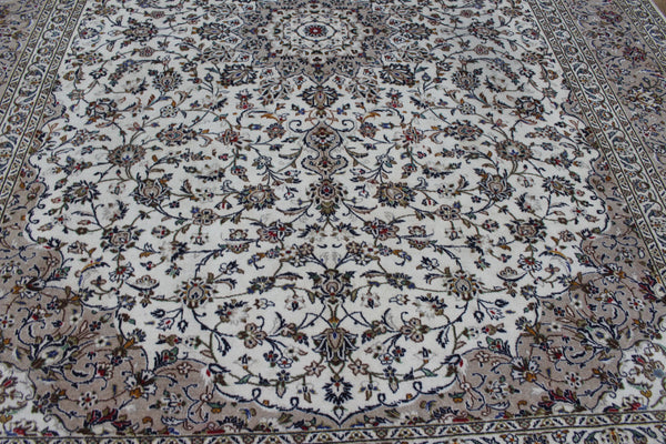 Persian Kashan Rug – Handmade Wool Carpet – 390 × 295 cm