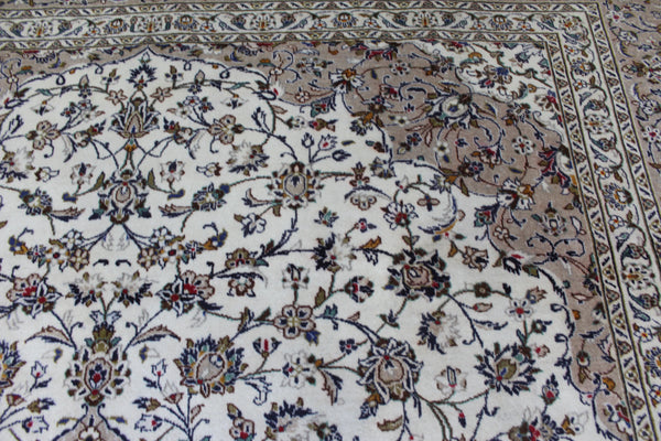 Persian Kashan Rug – Handmade Wool Carpet – 390 × 295 cm