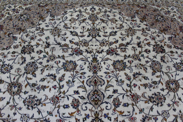 Persian Kashan Rug – Handmade Wool Carpet – 390 × 295 cm