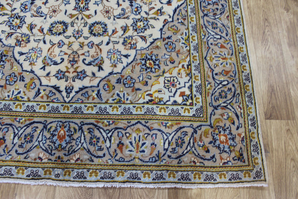 Persian Kashan Rug – Handmade Wool Carpet – 277 × 145 cm