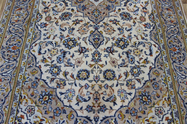 Persian Kashan Rug – Handmade Wool Carpet – 277 × 145 cm