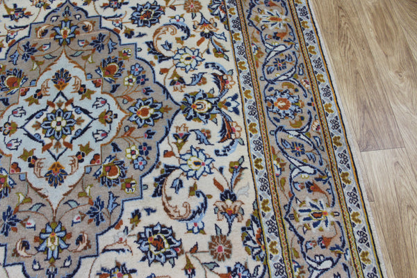 Persian Kashan Rug – Handmade Wool Carpet – 277 × 145 cm