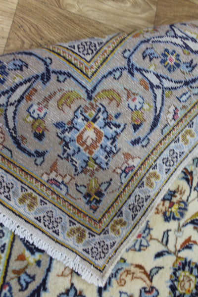 Persian Kashan Rug – Handmade Wool Carpet – 277 × 145 cm