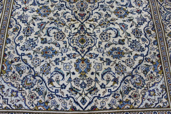 Persian Kashan Rug – Handmade Wool Carpet – 300 × 200 cm