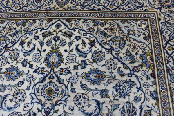 Persian Kashan Rug – Handmade Wool Carpet – 300 × 200 cm