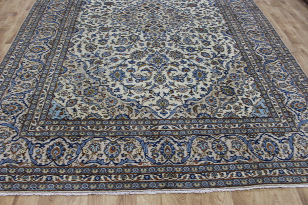 Vintage Persian Kashan Rug 365 × 250 cm – Handmade Wool Carpet
