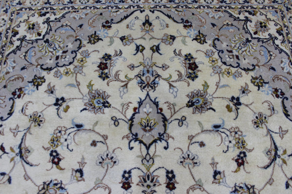 Persian Kashan Rug – Handmade Wool Carpet – 300 × 200 cm