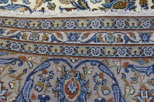 Persian Kashan Rug 346 × 244 cm – Handmade Wool Medallion Carpet