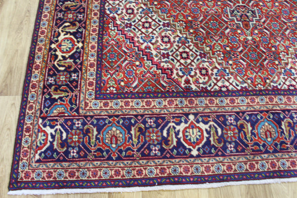 Persian Tabriz Rug 297 × 204 cm – Handmade Wool Medallion Carpet