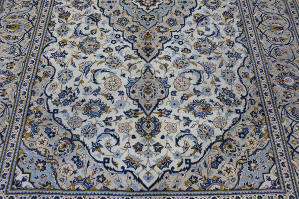 Persian Kashan Rug – Handmade Wool Carpet – 302 × 200 cm