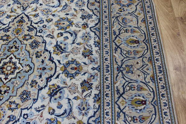 Persian Kashan Rug – Handmade Wool Carpet – 302 × 200 cm