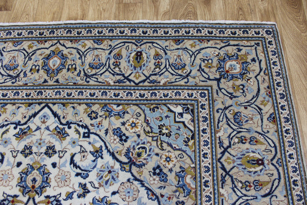 Persian Kashan Rug – Handmade Wool Carpet – 302 × 200 cm