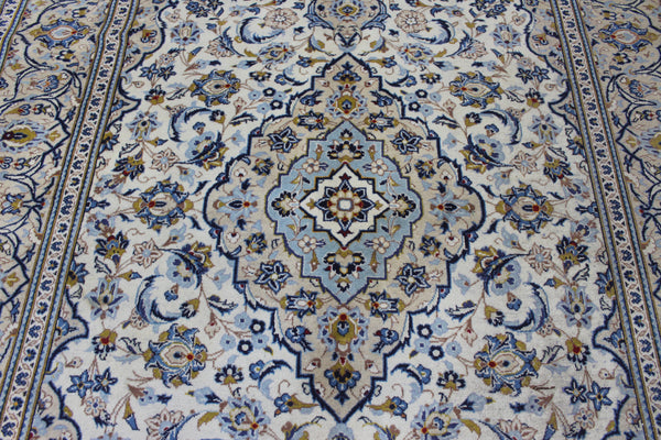 Persian Kashan Rug – Handmade Wool Carpet – 302 × 200 cm